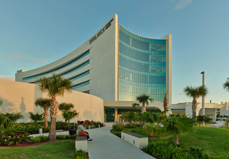 迈阿密海滩的医疗大楼：美国西奈山医疗中心扩建项目鉴赏